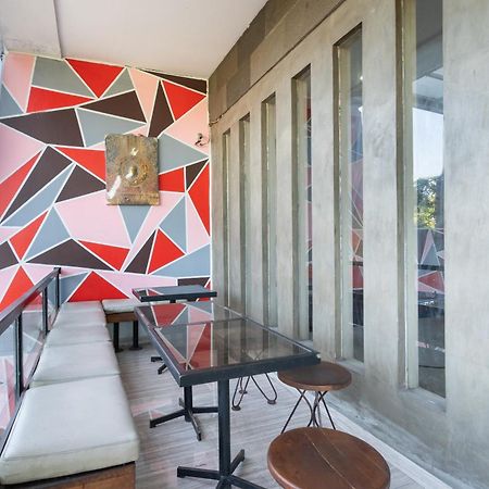 מלון סוראבאיה Super Oyo Flagship 91863 Metro House מראה חיצוני תמונה
